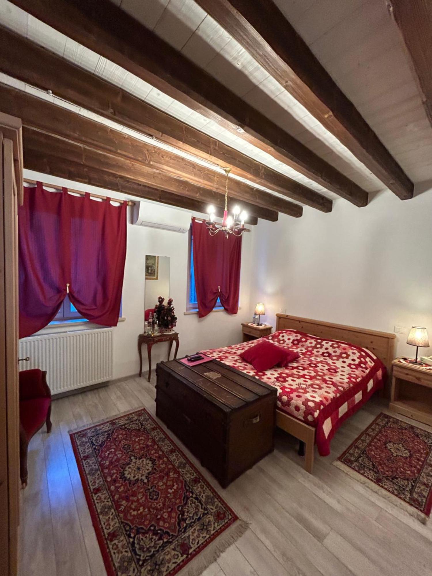Domus Iulii Bed & Breakfast ชิวีดาเล เดล ฟรีอูลี ภายนอก รูปภาพ
