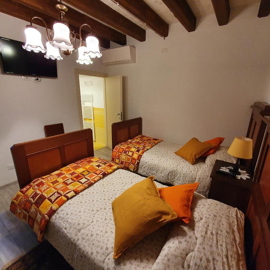 Domus Iulii Bed & Breakfast ชิวีดาเล เดล ฟรีอูลี ภายนอก รูปภาพ